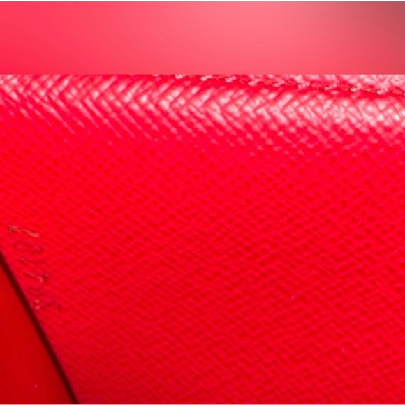 LV Victorine Wallet - Picture 9 of 11